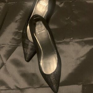 Stuart Weitzman kitten hill pump.